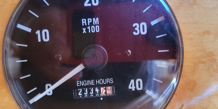 McKinna pilot house cockpit motoryacht