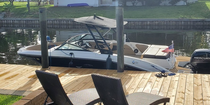 Sea Ray SPX 210 OB