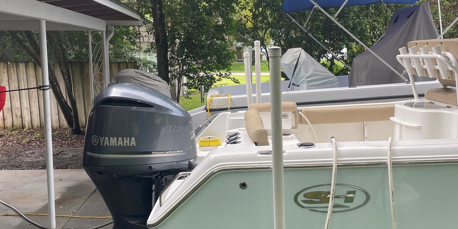 Sea Ray hunt ultra 211