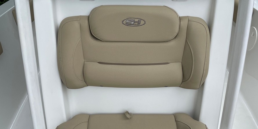 Sea Ray hunt ultra 211