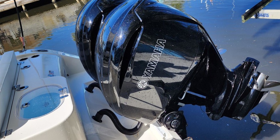 Cobia 217 center console