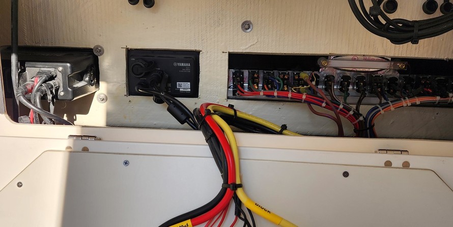 Cobia 217 center console