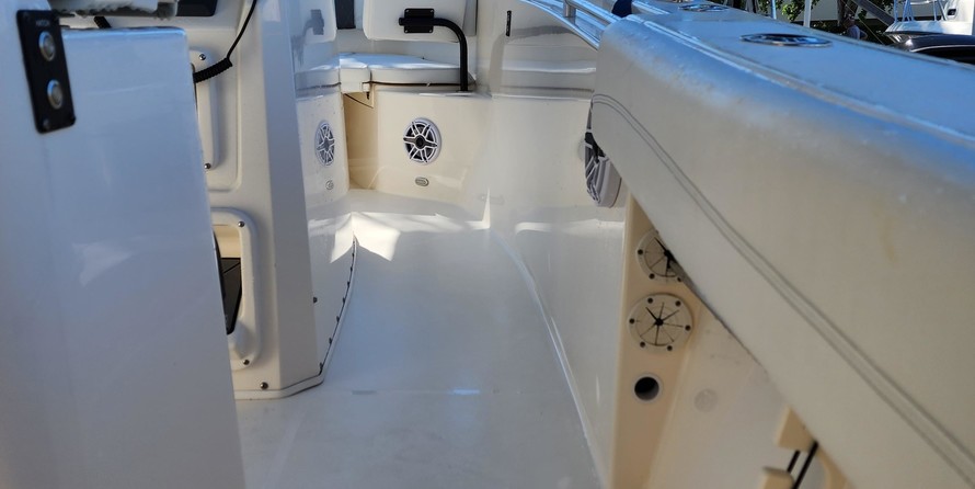 Cobia 217 center console