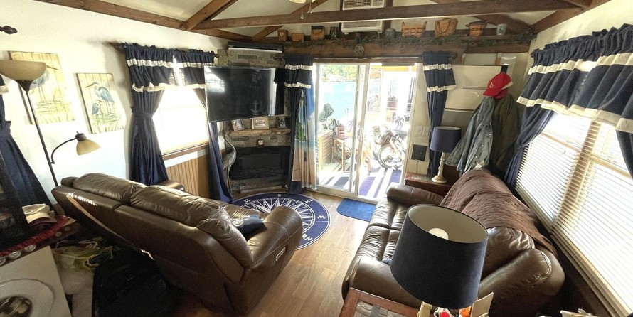 Cruisers Yachts 42 Cantius