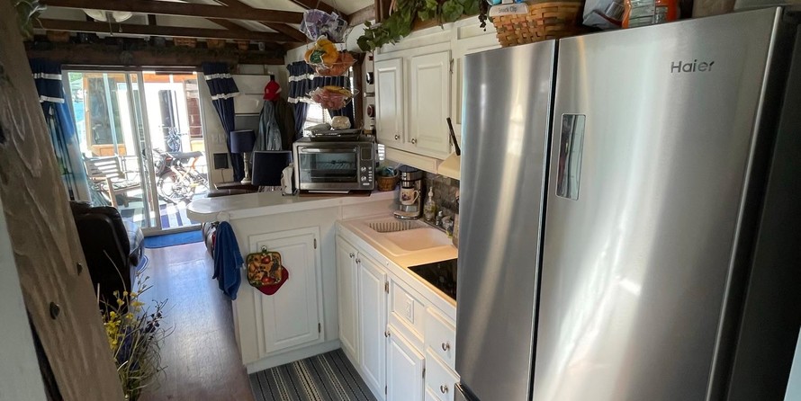 Cruisers Yachts 42 Cantius