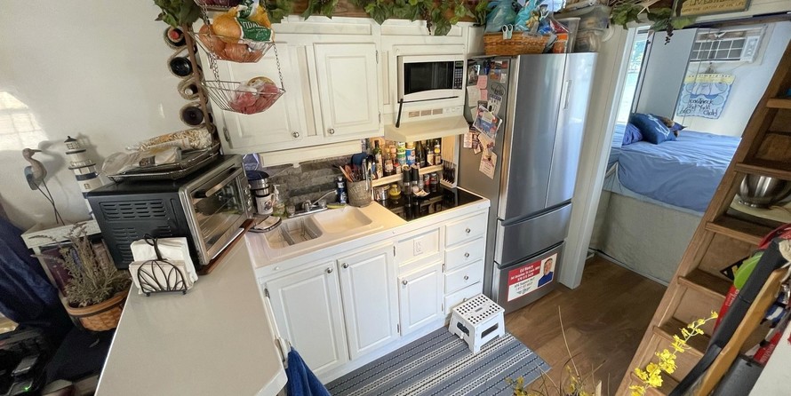 Cruisers Yachts 42 Cantius