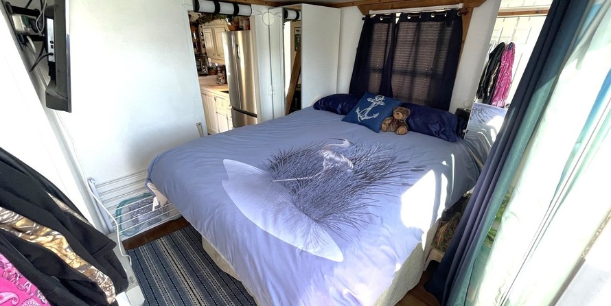 Cruisers Yachts 42 Cantius