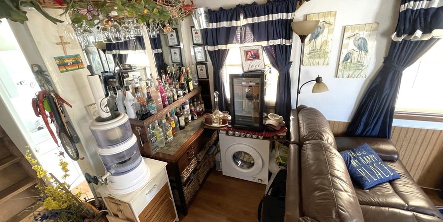 Cruisers Yachts 42 Cantius