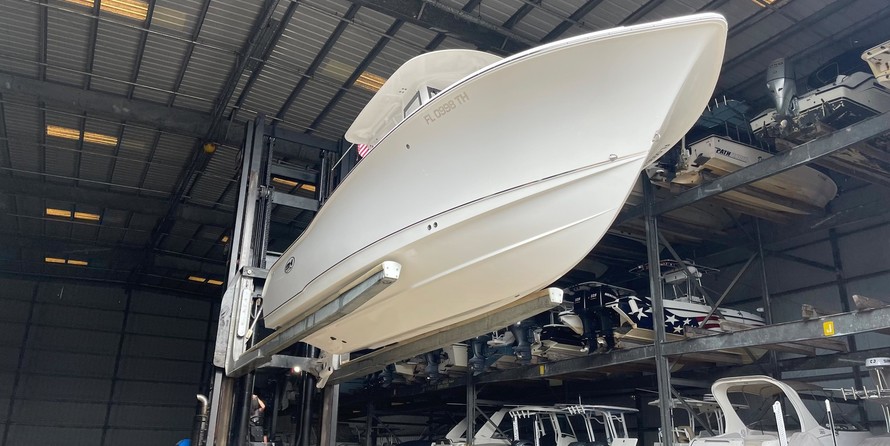 Sea Ray hunt ultra 211