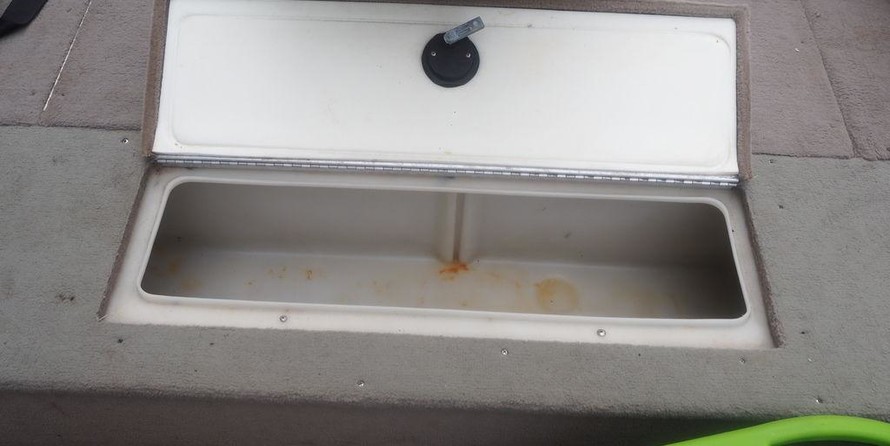 Crestliner 1650 Fish Hawk