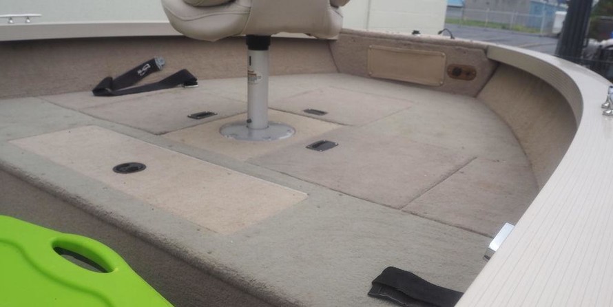 Crestliner 1650 Fish Hawk