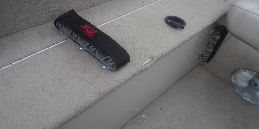 Crestliner 1650 Fish Hawk