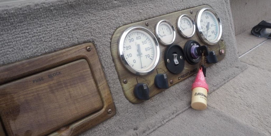 Crestliner 1650 Fish Hawk