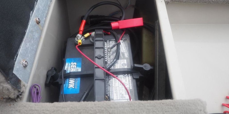 Crestliner 1650 Fish Hawk