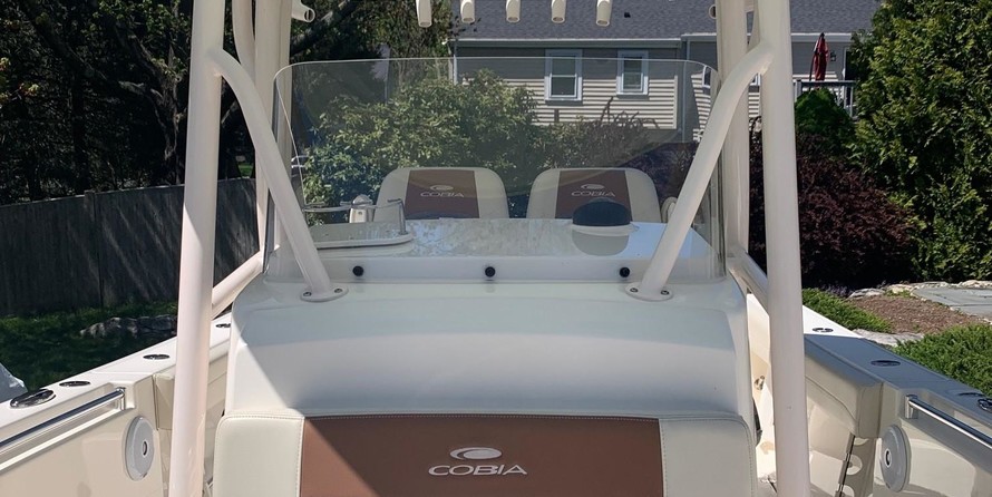 Cobia 217 center console