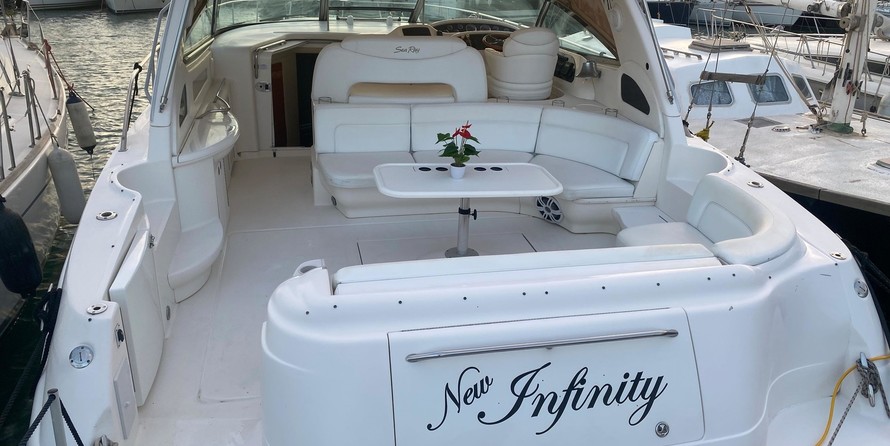 Sea Ray 460 Sundancer