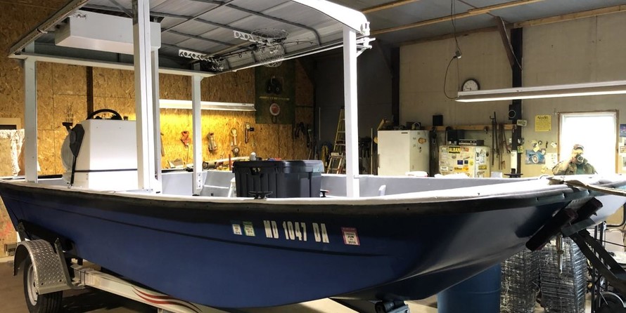 Great white 10m open bow
