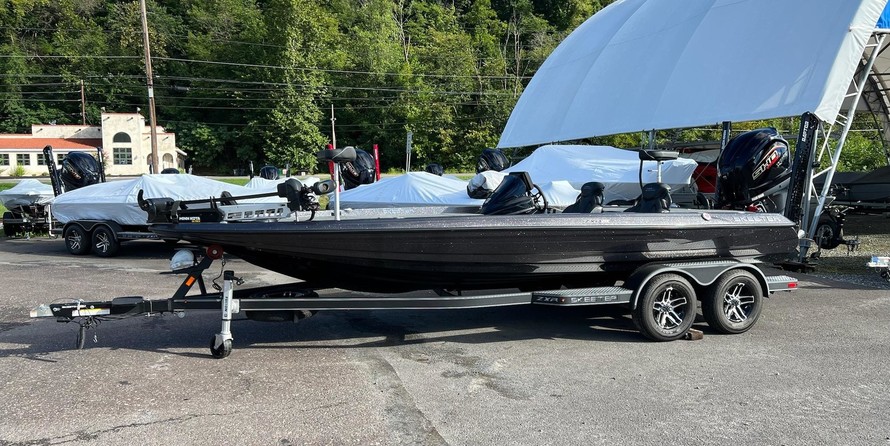 Skeeter ZXR 21 - DEMO