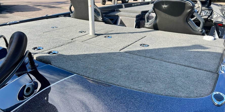 Skeeter ZXR 21 - DEMO