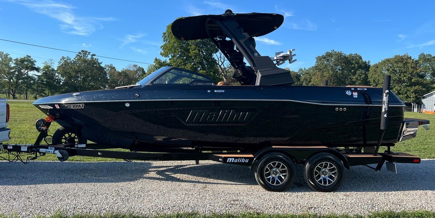 Malibu Wakesetter 23 LSV