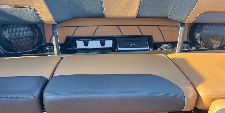 Malibu Wakesetter 23 LSV