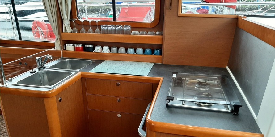 Beneteau Swift Trawler 34