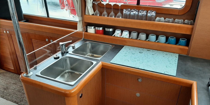 Beneteau Swift Trawler 34