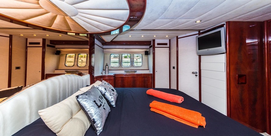 Astondoa 72 GLX