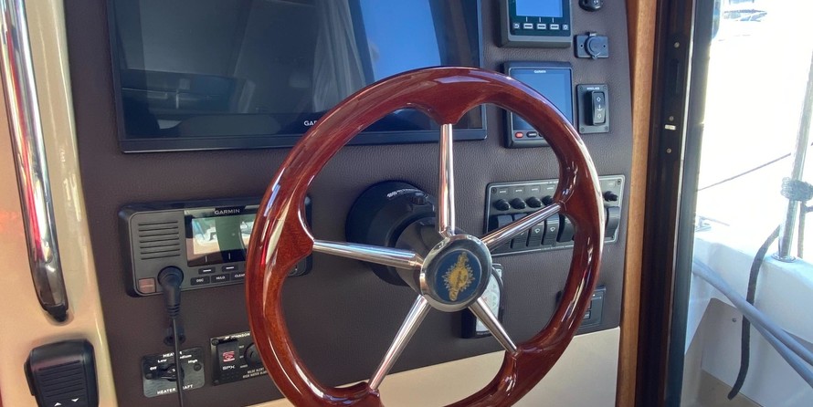 Ranger Tugs R31CB