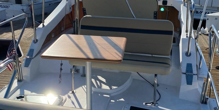 Ranger Tugs R31CB