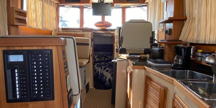 Ranger Tugs R31CB