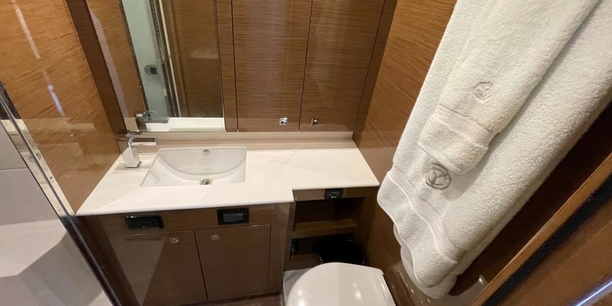 Cruisers Yachts 50 Cantius