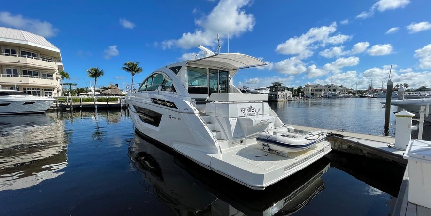 Cruisers Yachts 50 Cantius