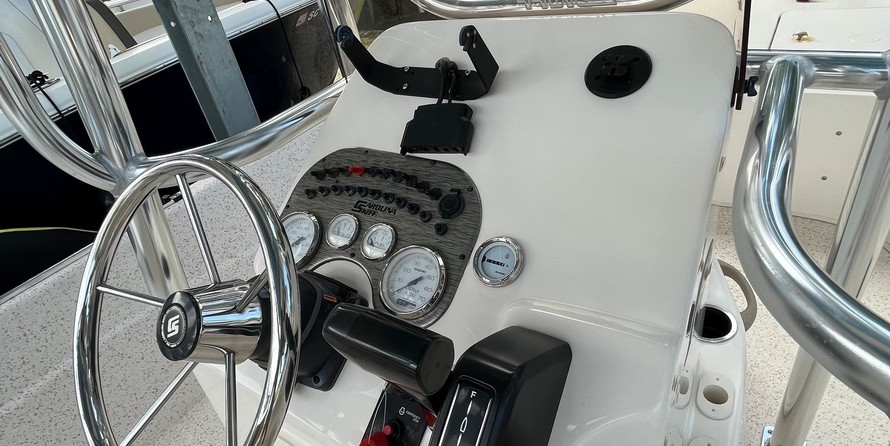 Carolina skiff 218 dlv