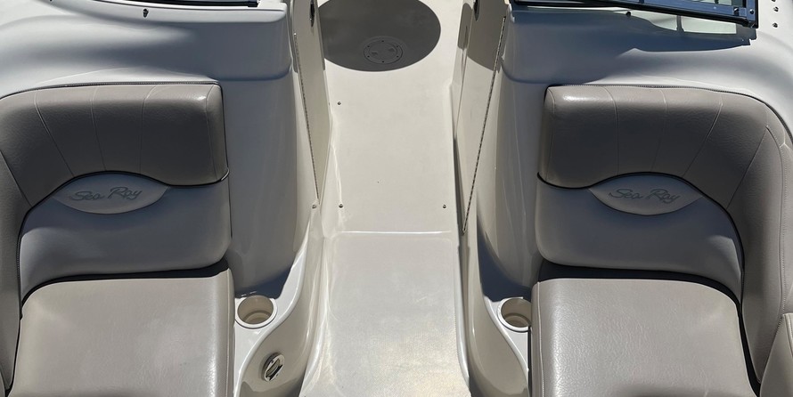 Sea Ray 200 Sundeck