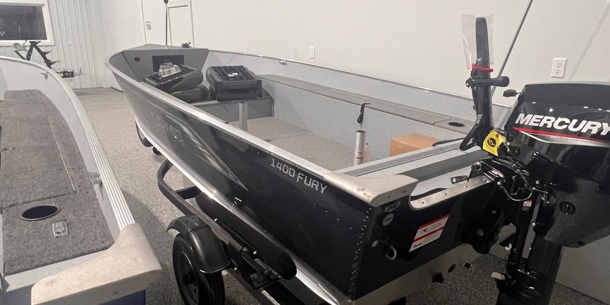 Lund Boats 1400 Fury SS