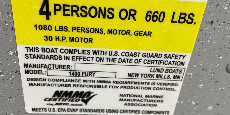 Lund Boats 1400 Fury SS