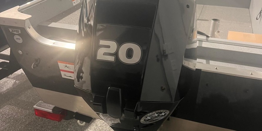 Lund Boats 1400 Fury SS