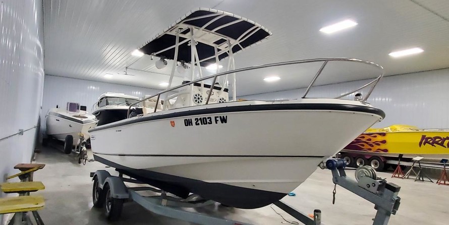 Boston Whaler 190 Outrage