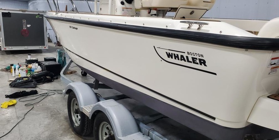 Boston Whaler 190 Outrage