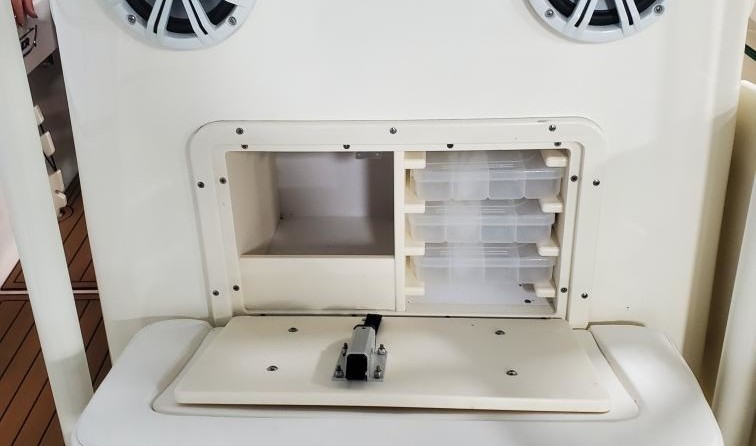 Boston Whaler 190 Outrage