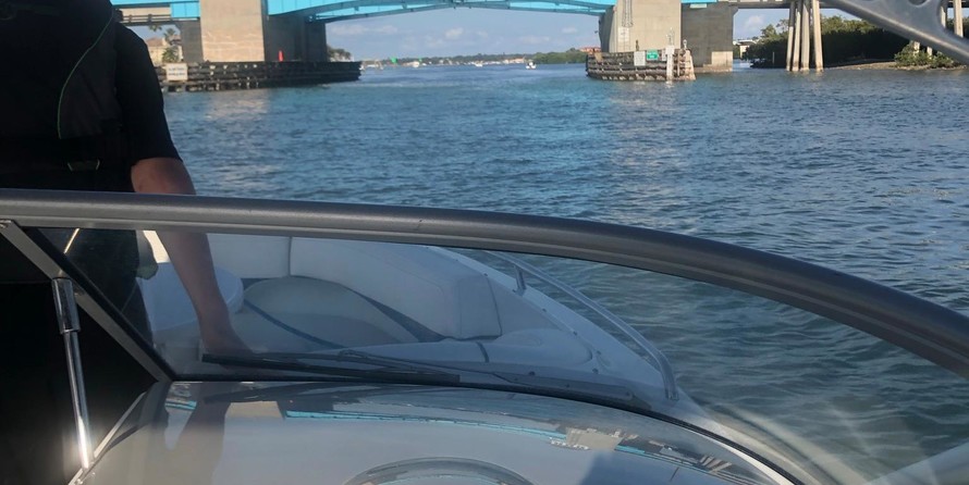 Formula 270 Bowrider