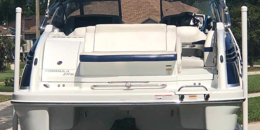 Formula 270 Bowrider