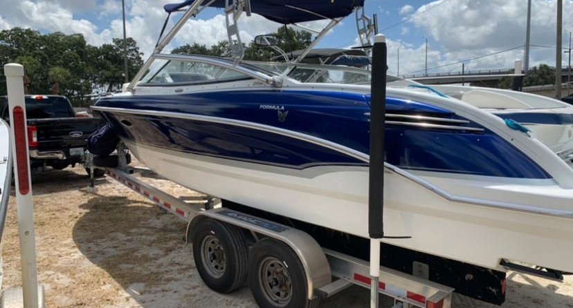 Formula 270 Bowrider