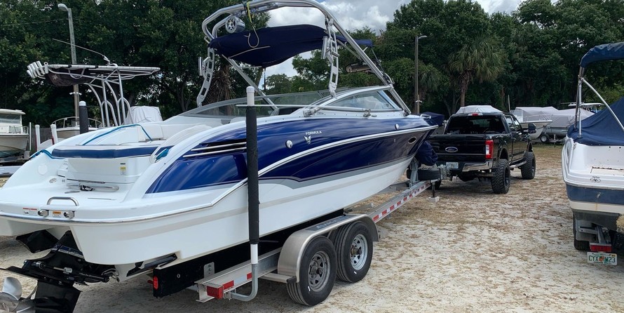 Formula 270 Bowrider