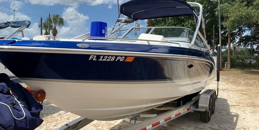 Formula 270 Bowrider