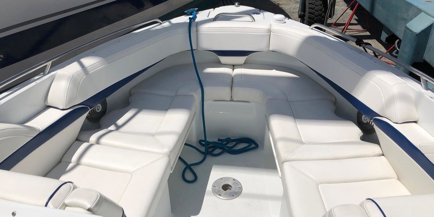 Formula 270 Bowrider