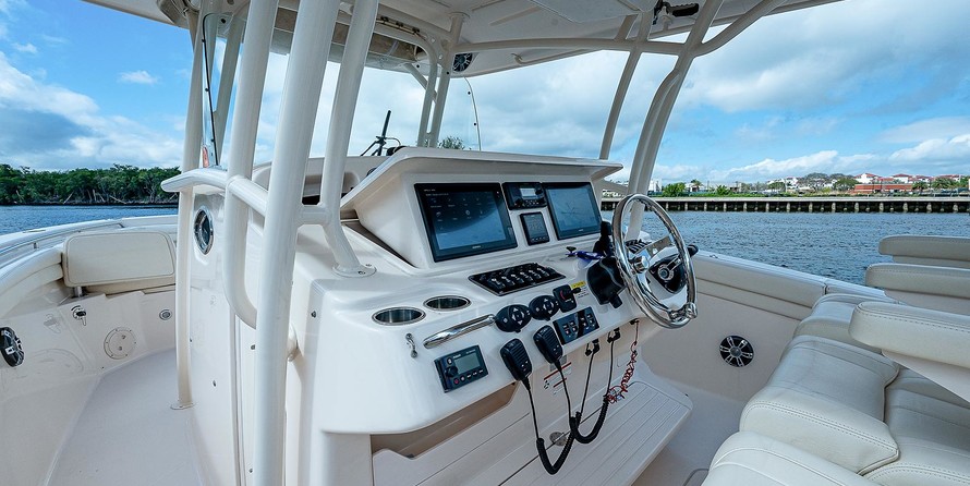 Grady-White Canyon 336