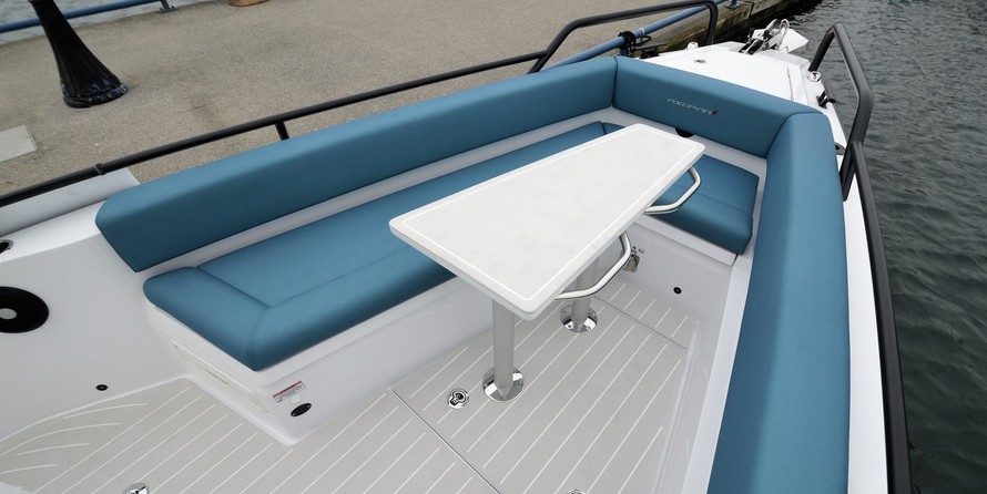 Axopar 28 Cabin