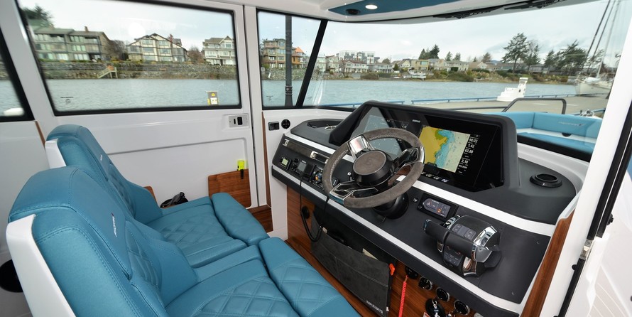 Axopar 28 Cabin